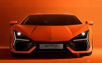 Lamborghini按下電動化暫緩鍵：V8與V12仍是情感的核心