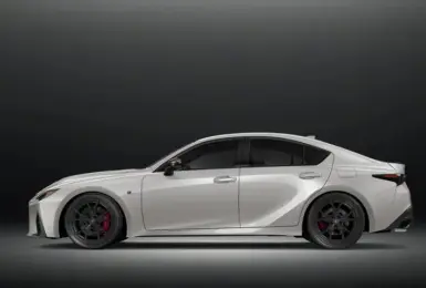 Lexus IS500 Climax Edition 正式登場：5.0L V8 謝幕之作，限量500台、儀式感滿滿