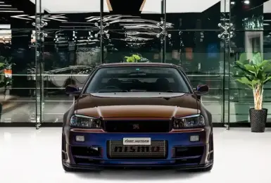 全球僅存 19 輛！極稀有Nissan R34 GT-R Clubman Race Spec 現身杜拜
