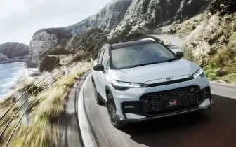 日規小改款 Toyota Corolla Cross 熱銷搶訂，GR Sport 運動版更讓買家等半年！