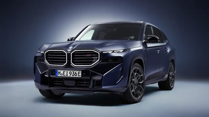 海外最新的BMW XM，台灣車款以汎德公布為準。