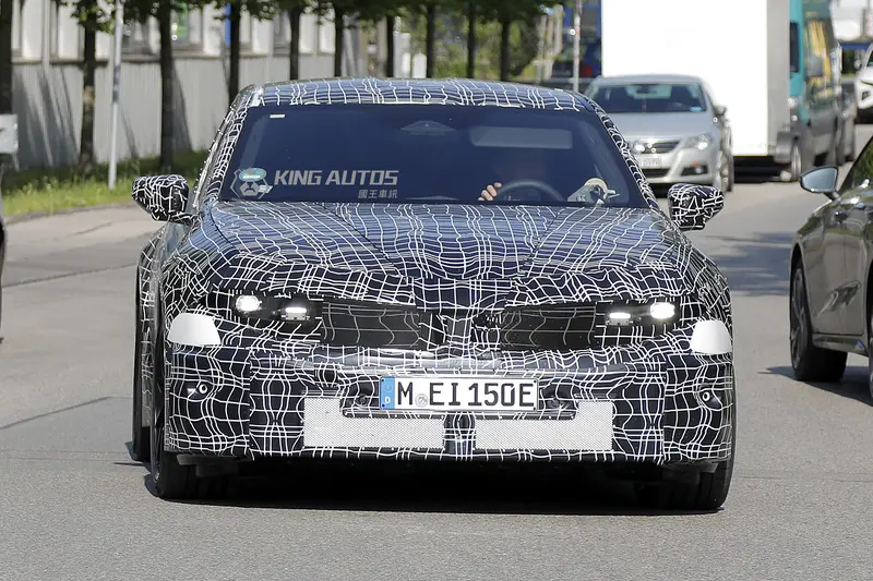 BMW ZA0 iM3純電性能轎車