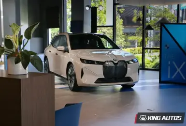 小改款《BMW iX》入手門檻降10萬 續航增加167公里 新增M Sport套件與多項配備