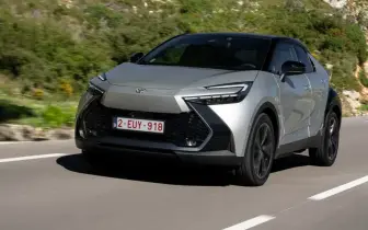 油電之爭實測告解：Toyota C-HR Hybrid 與 PHEV，誰才是城市裡的節能王?