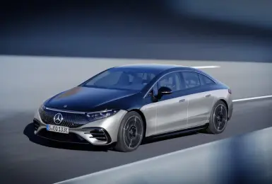 Mercedes-Benz EQS 造型太超前，銷量慘淡比想像早來十年