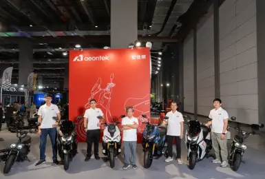 2025年重機展｜宏佳騰全面佈橘 油電新進擊 品牌全新形象啟動 推動全球統一戰略 邁向移動未來新篇章
