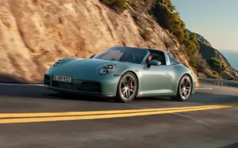 Porsche 911 Carrera 4S 小改款發表：性能進化、配備升級、台灣售價896萬起