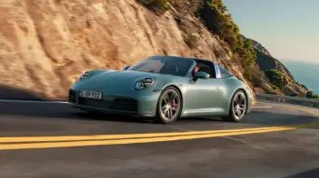 Porsche 911 Carrera 4S 小改款發表:性能進化、配備升級、台灣售價896萬起