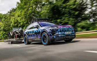 純電《Porsche Cayenne》測試中 7/10再次亮相