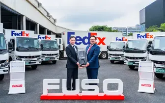 首批純電貨卡eCanter正式交車 FUSO助力聯邦快遞加速邁向淨零未來 