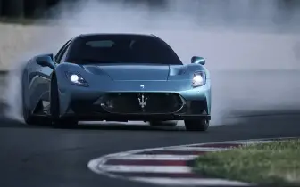 小改款《Maserati MC20》改名MCPURA 車重維持1噸半 630匹馬力