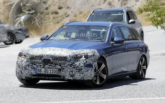 小改款《Mercedes-Benz C-Class Estate》車內布局首次曝光