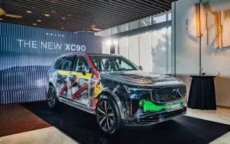 二次小改款《Volvo XC90》透明車 安全看得見 詮釋「籠式結構」成就「瑞典坦克」