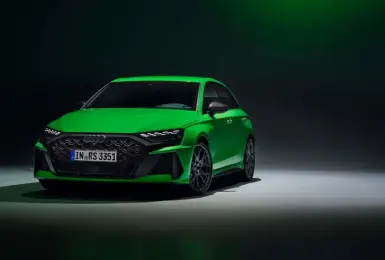 Audi小改款RS 3即將登台：五缸鋼砲回歸，8月15日揭曉熱血性能升級！