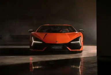 Lamborghini 2025上半年銷售亮眼，營收與利潤面臨挑戰