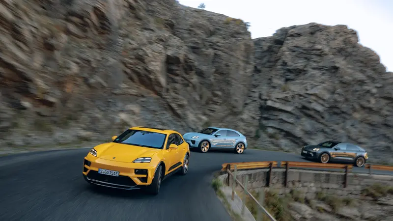 Macan Turbo, Macan, Macan 4