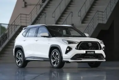 Toyota Yaris Cross SE油電登場！配備升好升滿 台灣車迷直呼好想要