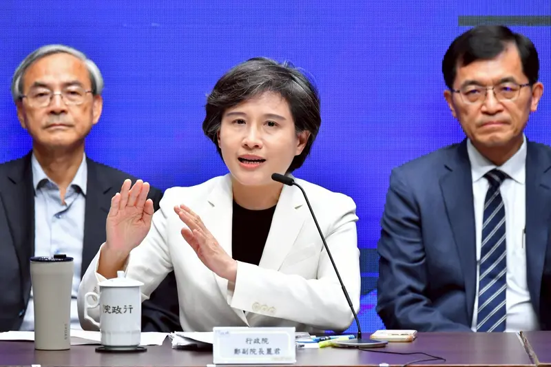 行政院副院長鄭麗君