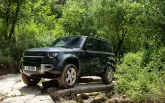 2025年8月購車優惠｜JLR 盛夏購車禮遇方案開跑！敬邀即刻入主，享受最佳購車時機，優惠幅度高達10%。