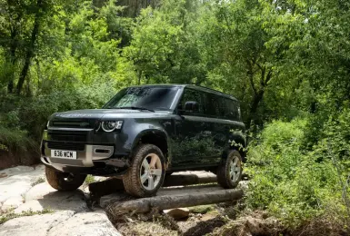 2025年8月購車優惠｜JLR 盛夏購車禮遇方案開跑！敬邀即刻入主，享受最佳購車時機，優惠幅度高達10%。