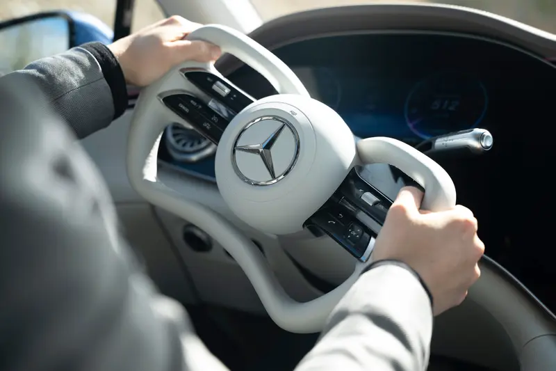 Mercedes-Benz Steer-by-Wire 線傳操控系統預計 2026 年正式量產