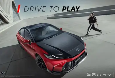 Toyota Camry Sprint Edition 印度登場　雙色外觀與豪華配備打造頂規質感