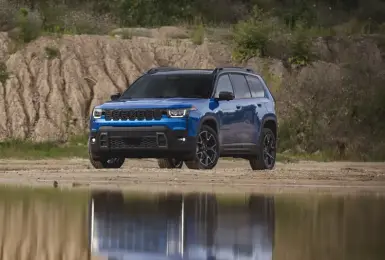 寶嘉爭取中｜大改款《Jeep Cherokee》改用1.6T 4缸渦輪油電 車身尺碼加大
