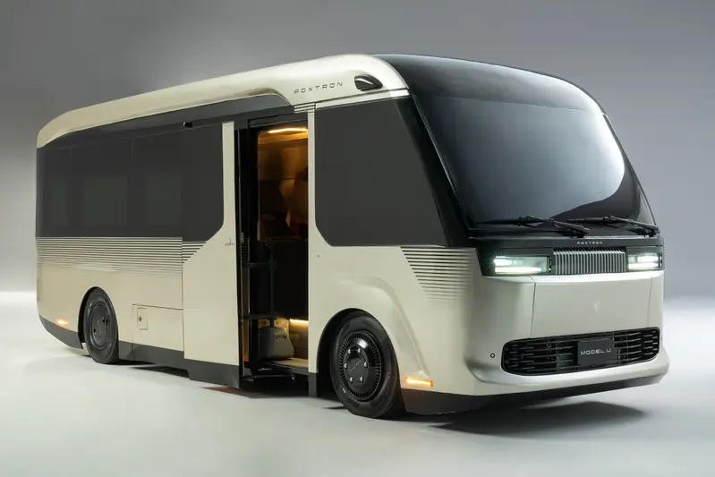 中型電動巴士MODEL U