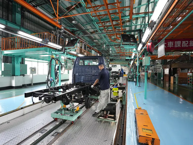 國內首創電動車商車產線 導入AI視覺檢測強化品質控管