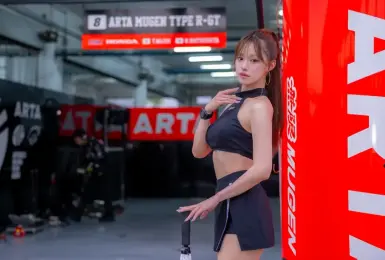 【國王車訊】車模美女收集 ARTA GALS 広瀬晏夕