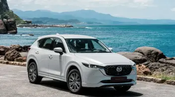2025年9月購車優惠|《Mazda CX-5》升級7年保固&百萬零利率 馬三80萬零利率&5年保固