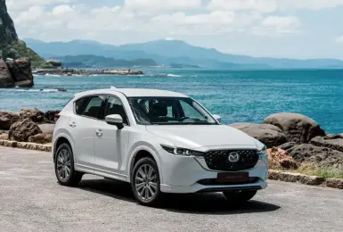  2025年9月購車優惠｜《Mazda CX-5》升級7年保固&百萬零利率 馬三80萬零利率&5年保固