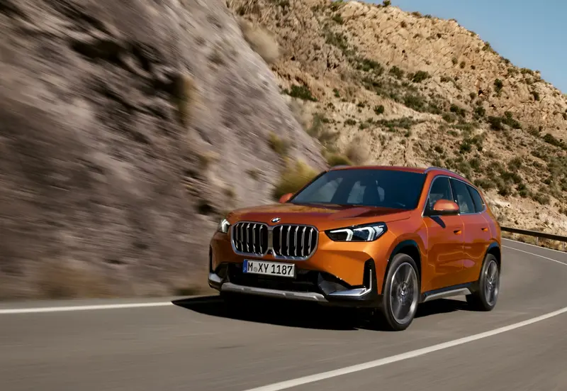 BMW總代理汎德推出9月推出限時「BMW全車系優購專案」，即日起凡於本月完成交車領牌，即可獲得原廠3年／4萬公里原廠保養套裝、第4年延長保固並加贈1年乙式全險。