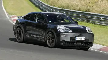 純電《Porsche Cayenne Coupe Turbo GT》綜效馬力破千匹 換上大型尾翼 
