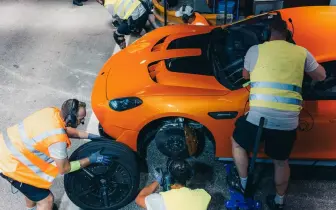 汽車週邊｜米其林攜手 Mercedes-AMG 挑戰 8 天環繞赤道　 創下電動車耐力新紀錄