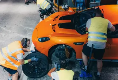 汽車週邊｜米其林攜手 Mercedes-AMG 挑戰 8 天環繞赤道　 創下電動車耐力新紀錄