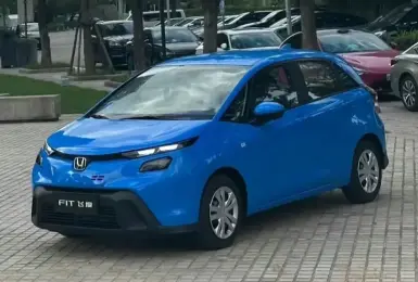 還能更省油？改款《Honda Fit》曝光 有望換上二代e:HEV油電動力系統