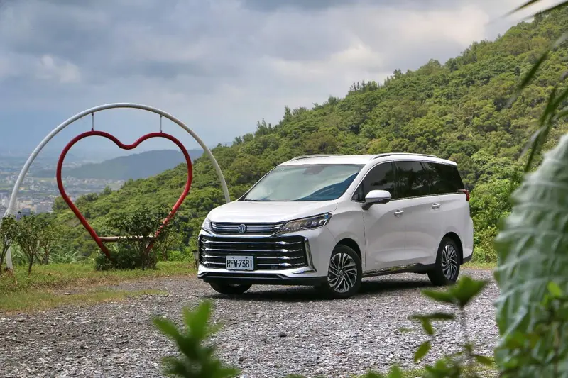 ▲ MG今年即將推出的新車G50 PLUS，其引擎排氣量同樣符合貨物稅最高減徵10萬元的門檻。