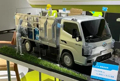 中華ET35純電資源回收車 預計2026年示範運行｜模型車搶先於2025台灣設計展亮相！