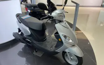 三陽工業捐贈100台機車 攜手親慈慈善會捐贈1500萬元 助花蓮災後重建