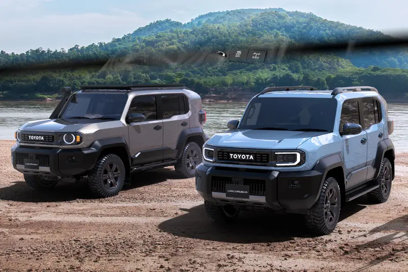 左邊為海外訂製車，右邊為常規販售車。