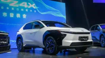 降價搶市 小改款Toyota bZ4X升級8氣囊 續航與動力同步提升 早鳥享半年免費充電
