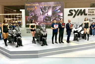 2025米蘭車展 EICMA｜《三陽機車 SYM》 霸氣登場！以「仿生機械」語彙，掀起國際機車設計新浪潮