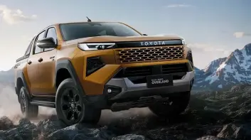 大改款《Toyota Hilux》油車拉拉皮！ 純電是主力？