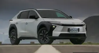 小改款《Toyota bZ4X》試駕報導｜與燃油車異中求同 更貼近日常使用