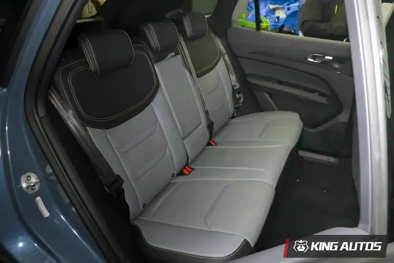 後排座椅椅背的角度不可調