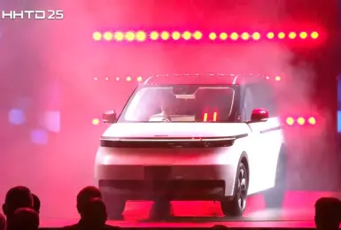 《鴻海》攜手夏普 Model A純電廂型車進軍日本市場