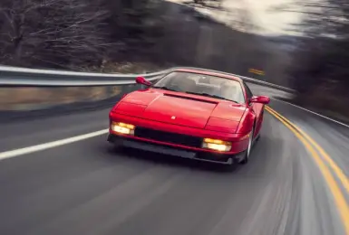 老車狂吼｜紅頭十二缸Ferrari Testarossa
