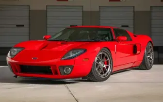保羅沃克收藏的 2005 Ford GT 引爆拍賣熱潮