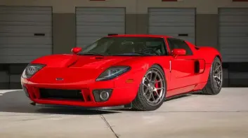 保羅沃克收藏的 2005 Ford GT 引爆拍賣熱潮